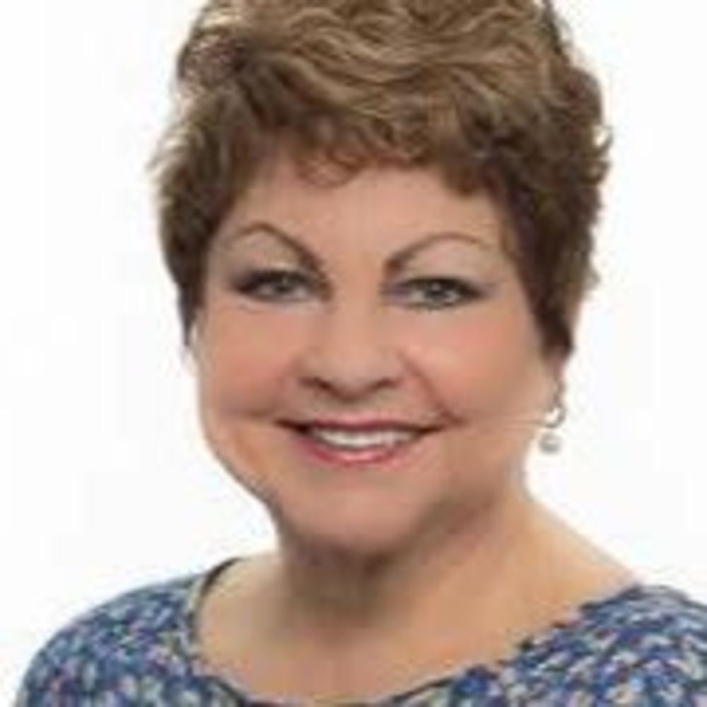 Meet your Posher, Renee